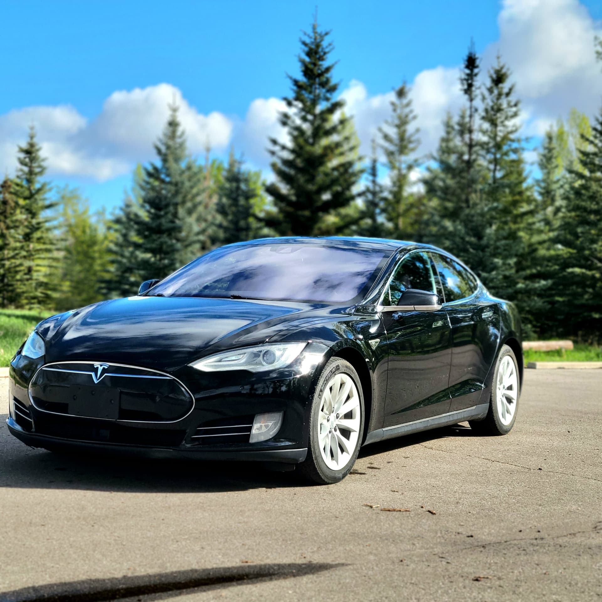 2016 Tesla Model S - Image 1